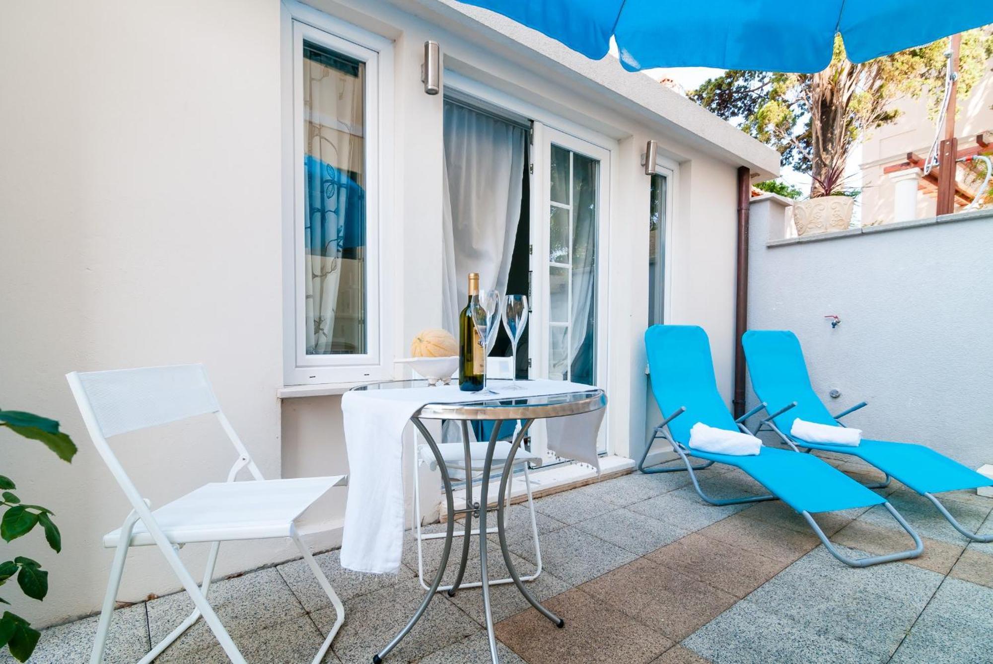 דוברובניק Apartments Carmen & Tosca מראה חיצוני תמונה