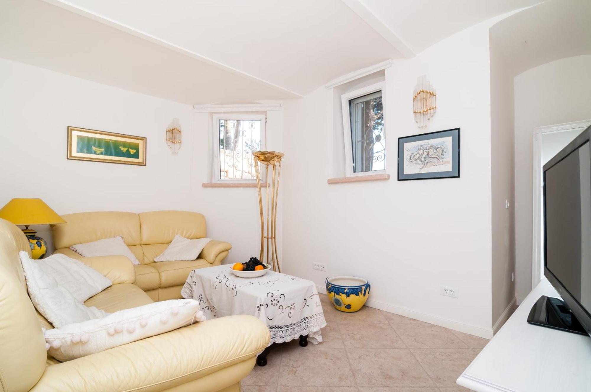 דוברובניק Apartments Carmen & Tosca מראה חיצוני תמונה