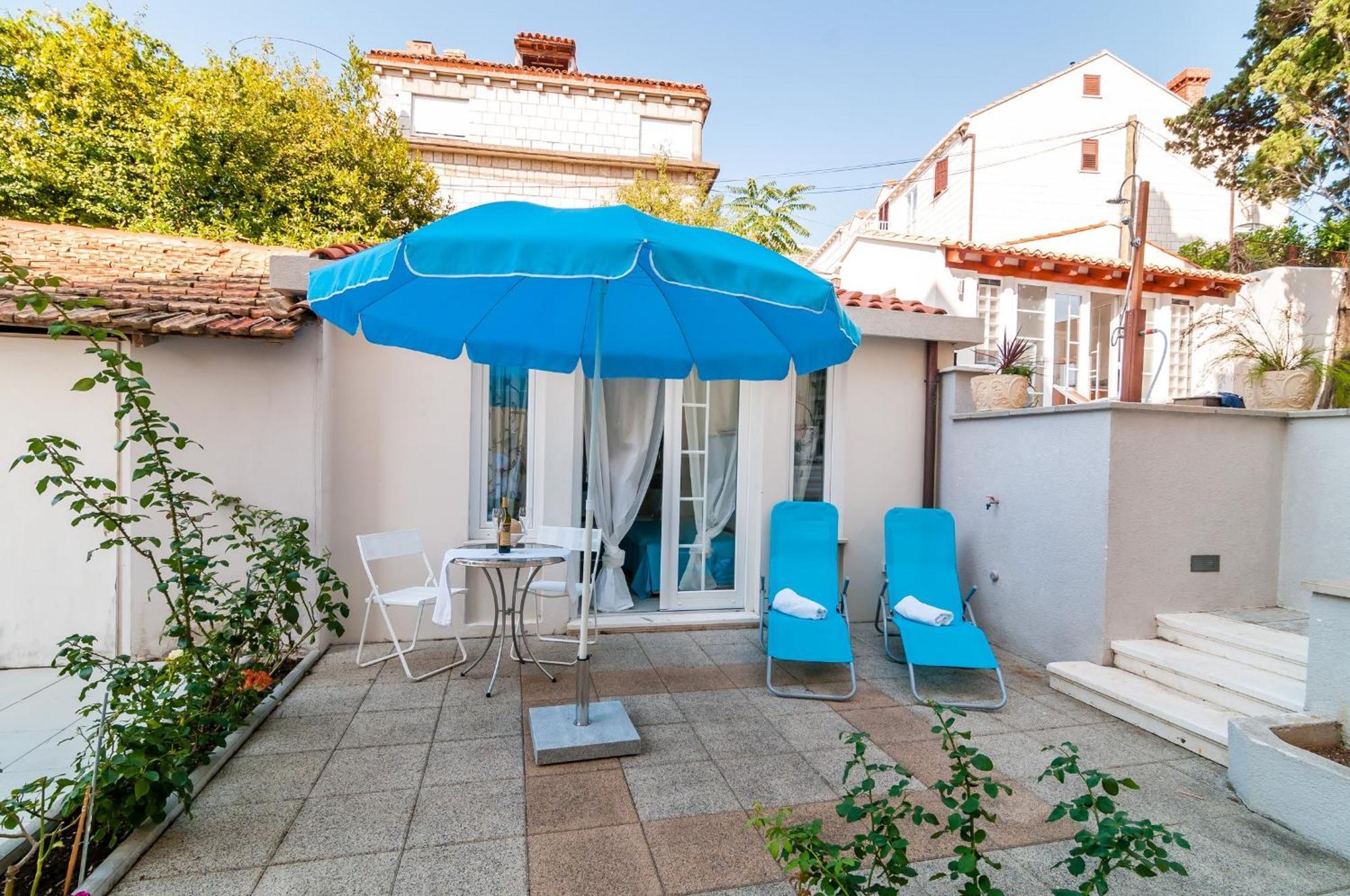 דוברובניק Apartments Carmen & Tosca מראה חיצוני תמונה
